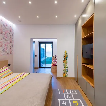 Blueline Villa